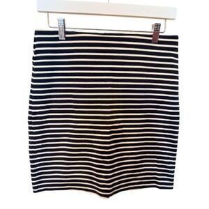 Old Navy Black and White Striped Mini Skirt